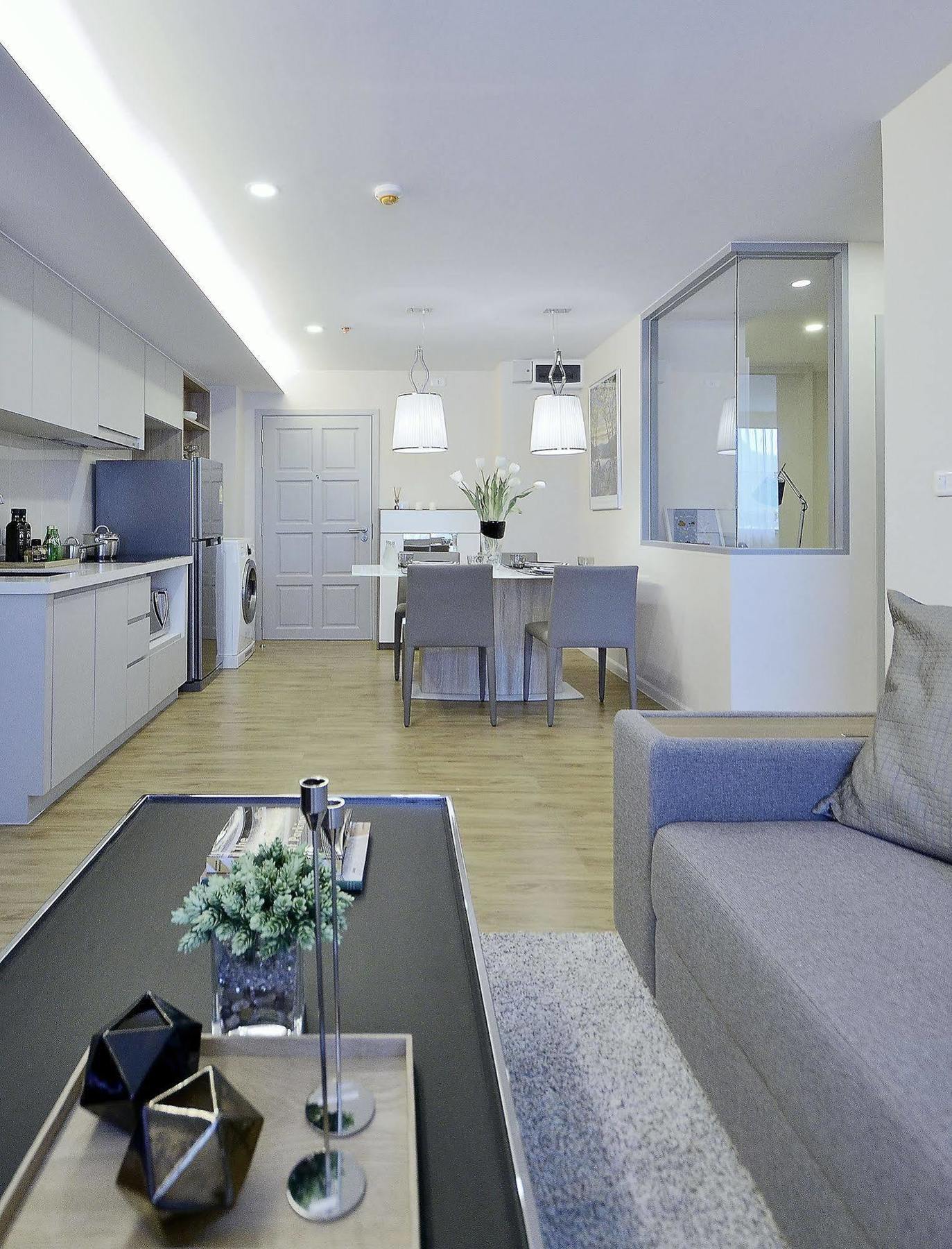 Siamese Nanglinchee Apartment Bangkok Luaran gambar