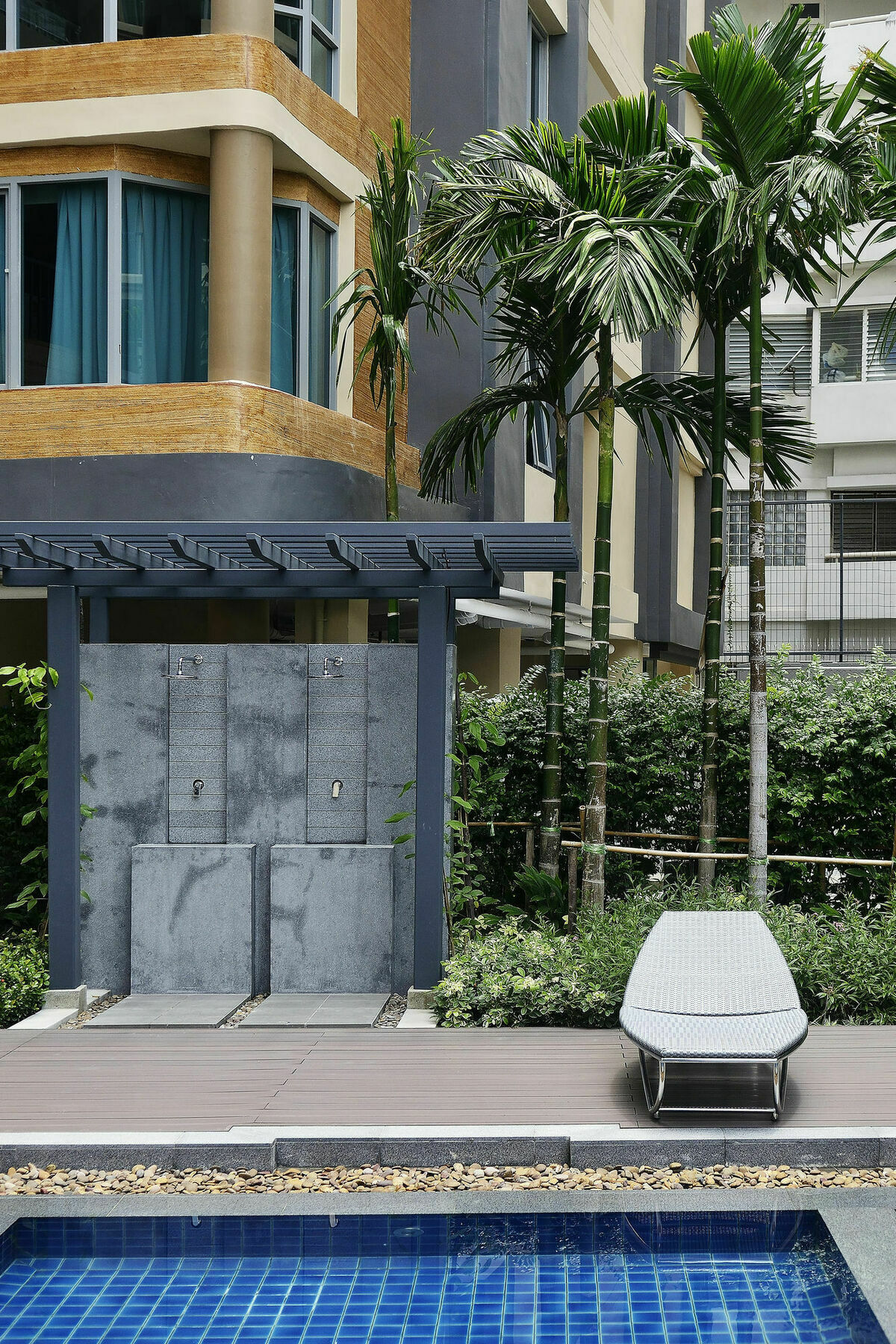 Siamese Nanglinchee Apartment Bangkok Luaran gambar